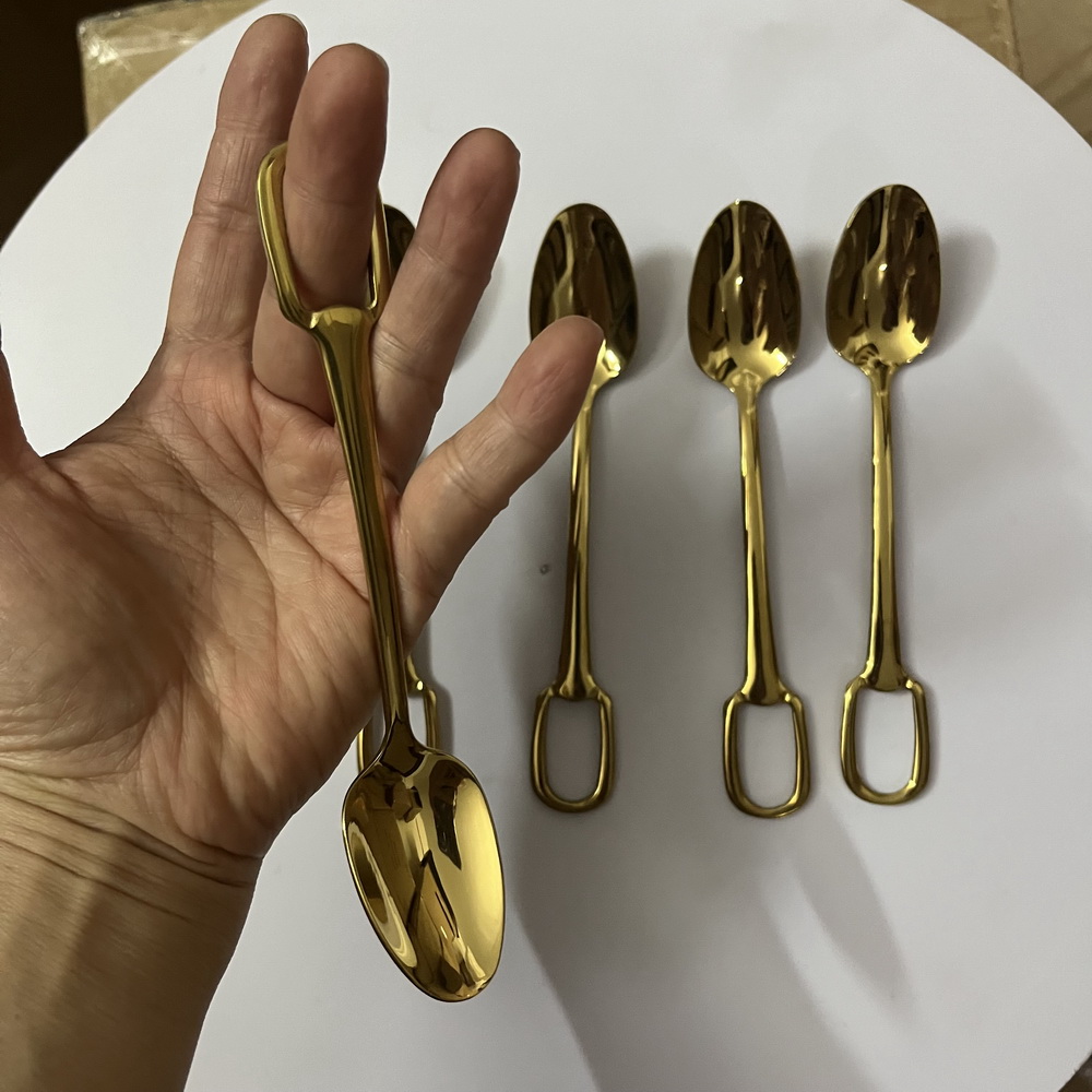 Столовые приборы из нержавеюще – обзор и цена Gold Cutlery Flatware